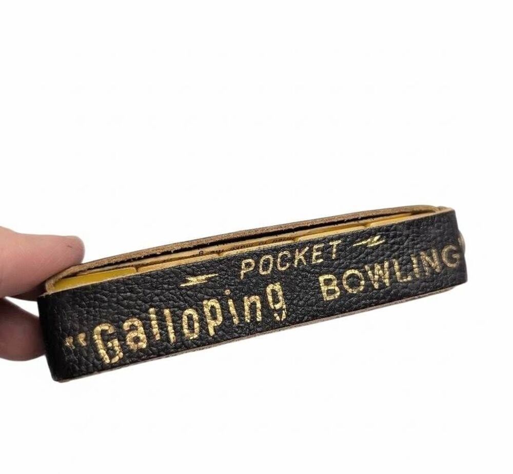 Vintage 50s Bakelite Pocket Galloping Bowling dice game w/ case & Instructions
